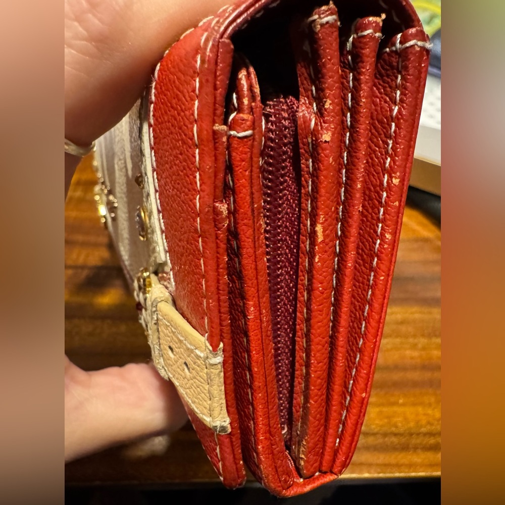 Samantha Thavasa Red &White Leather Wallet Rare Japanese Edition - Picture 5 of 16